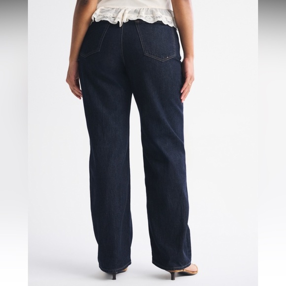 Abercrombie & Fitch Women's Curve Love High Rise Loose Jeans - Picture 3 of 3